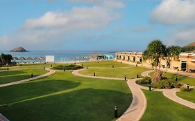 Royal Beach Hotel&Resort